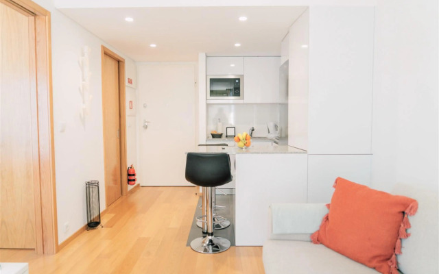 Oporto Yellow Apartments