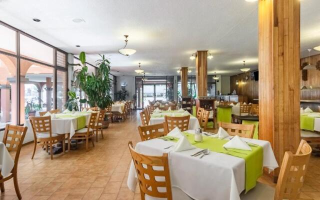 Capital O Mansion los Arcos