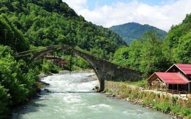 Sevdaluk Pansiyon