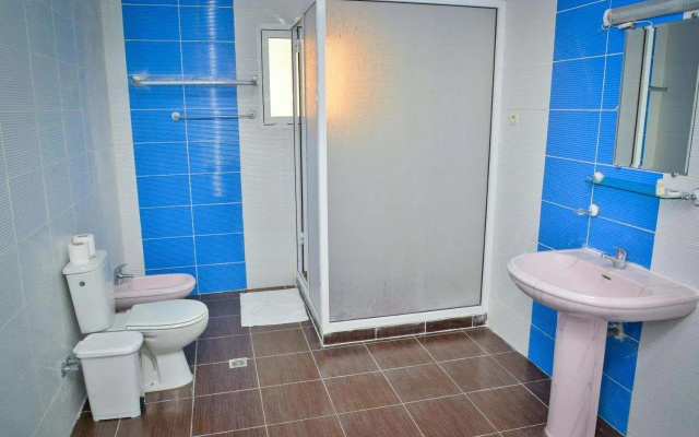 Free Zone Hotel