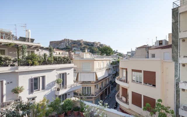 Lux apt w/ Acropolis view