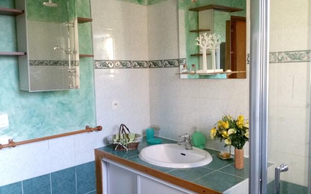 Villa With 3 Bedrooms in Montfrin, With Private Pool, Enclosed Garden