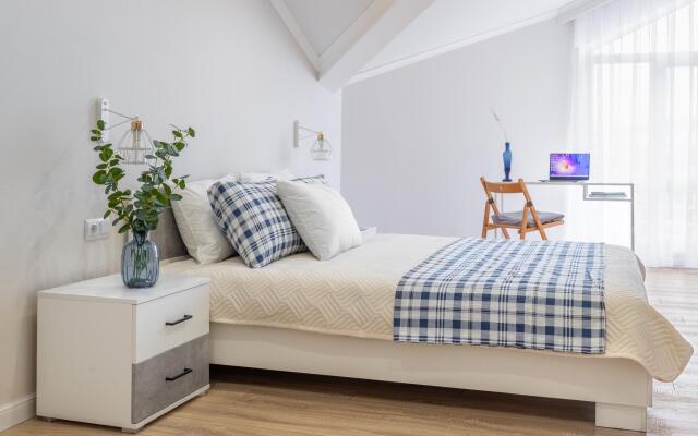 Sunny Home Apartments на улице Крымская 22к17