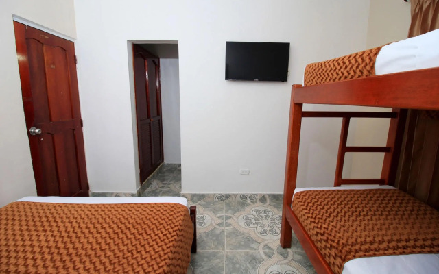 Hotel Rodadero Inn By GEH Suites