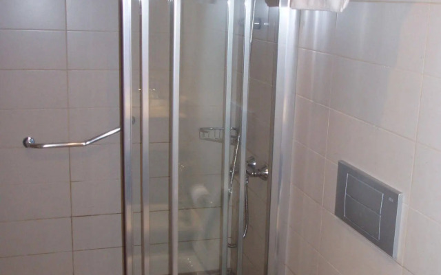 Rocamar Apartments