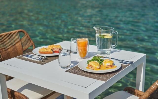 Mandraki Beach Resort