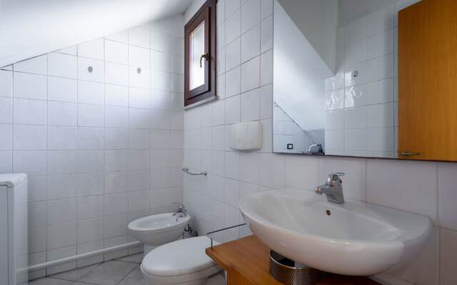 3441 Villa Selvaggia by Barbarhouse