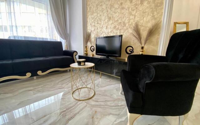 Luxury Apartament & Parking