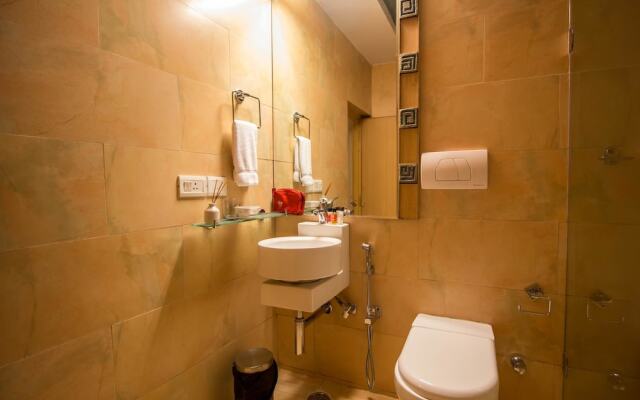 OYO Apartments RK Beach Road