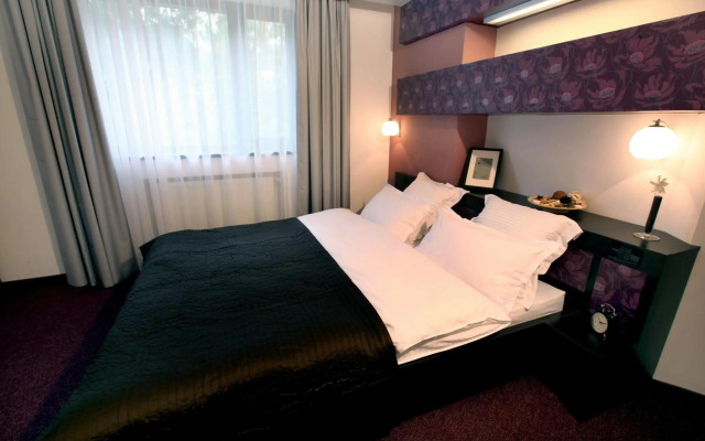 Ambiance Hotel