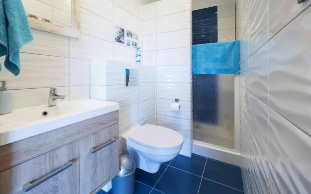 Comfortable Holiday Homes With Jacuzzi, Niechorze