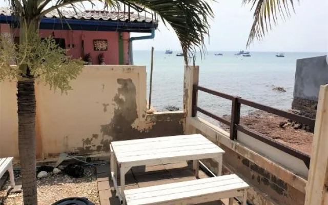 Sea Beach Koh Larn 2