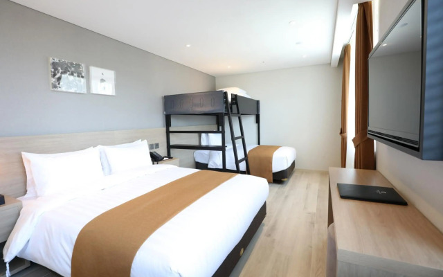 Gangneung City Hotel