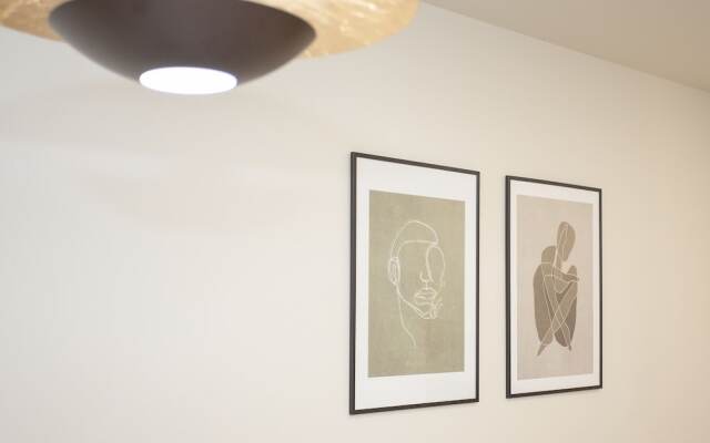 Liiiving in Porto-Uptown Pearl Apartment