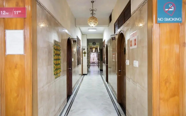 OYO 1322 Hotel Galaxy