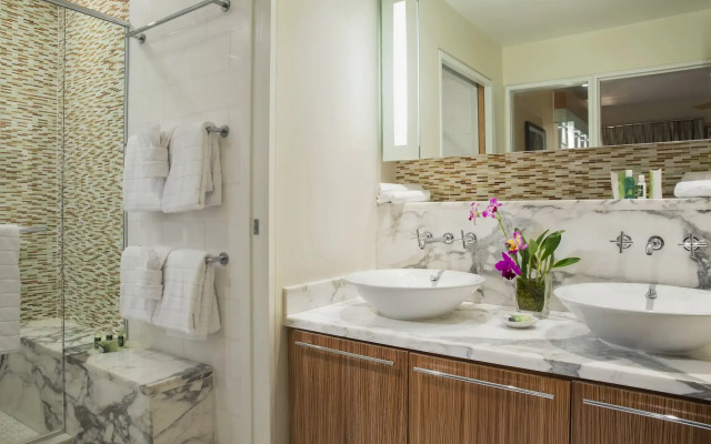 Santa Maria Suites