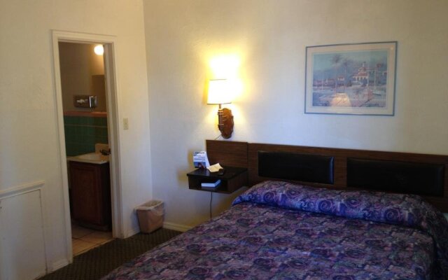 Budget Inn
