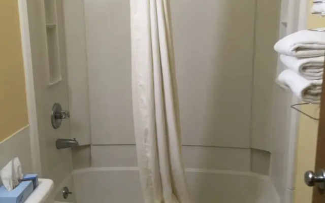 Super 8 Bath Hammondsport Area