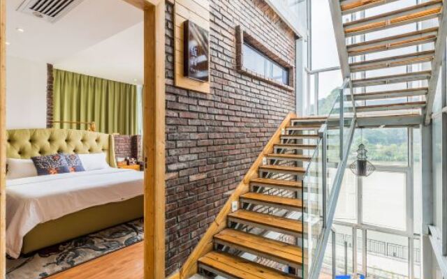Yuese Theme Inn