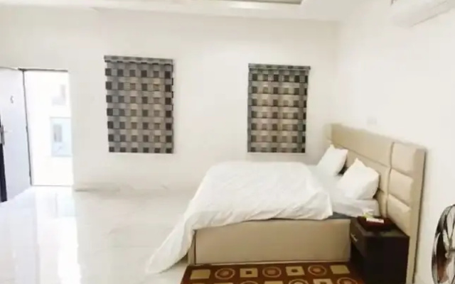 Merryway Apartment