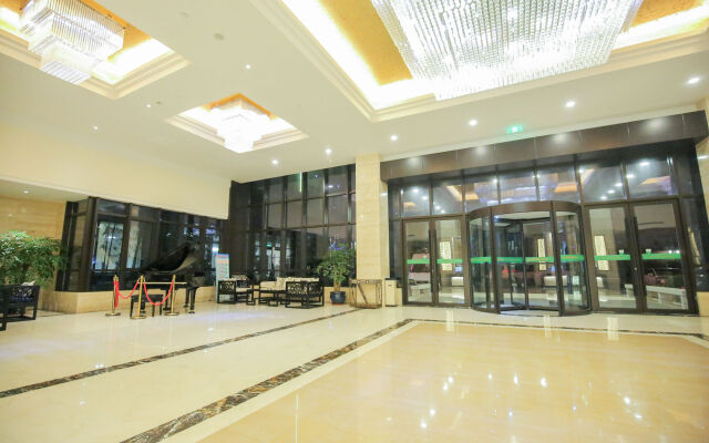 New Knight Royal Hotel Airport and International Resort