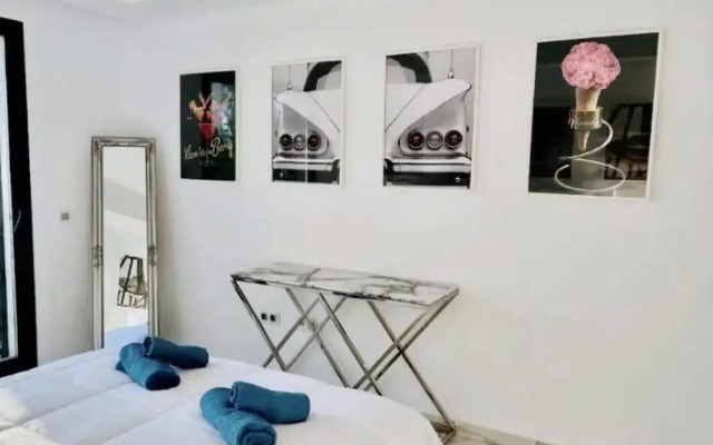 Premium Luxury-casares Del Mar-seaside Apartment