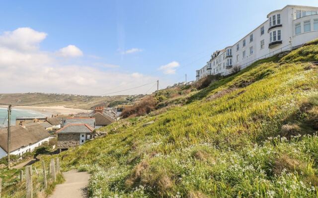 Sennen Heights