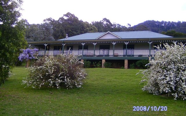 Bountiful Farm House