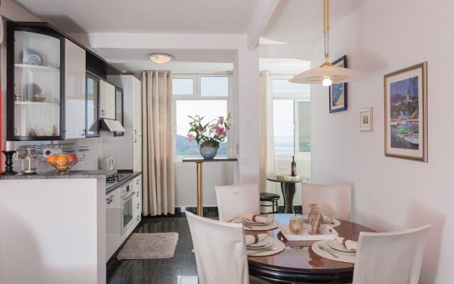 Sea View Apartments - Apartment Merivo
