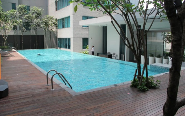 Summer Suites Residences by Subhome