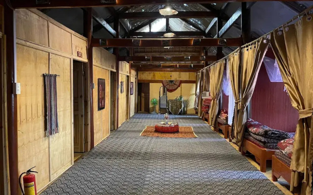 Long Co Tran Homestay