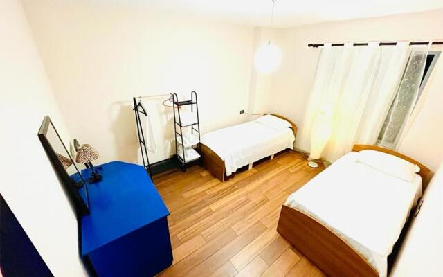 Spacious Holiday Apartment