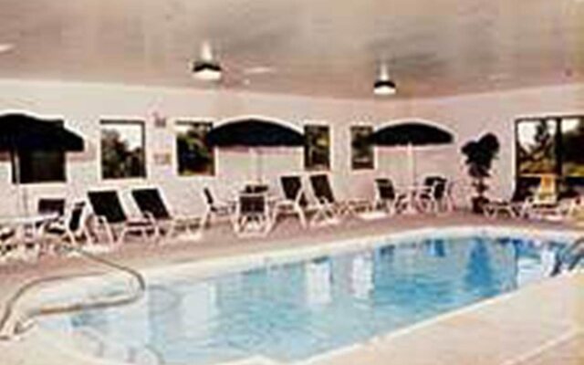 Holiday Inn Express Hotel & Suites Mt. Holly by IHG