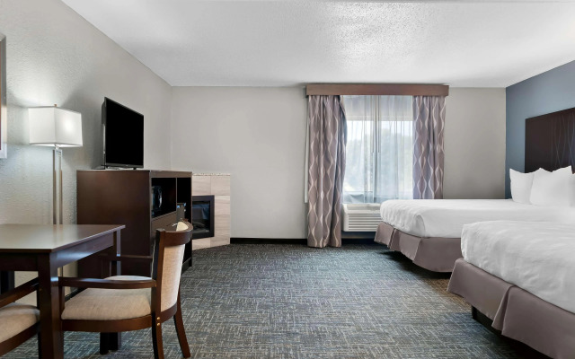 Best Western Plus Flint Airport Inn & Suites