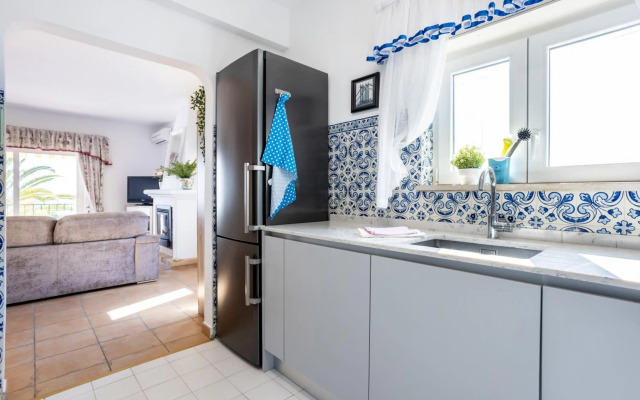 Sea Blue Apartment - Luz Ocean Club