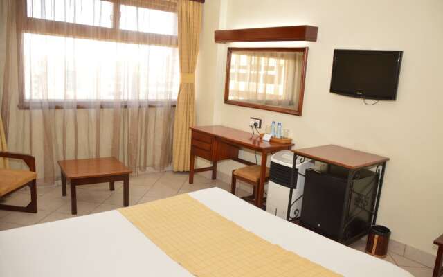 Mayhouse 680 Hotel