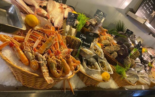 Appartement de standing 4 étoiles plage Pereire à pied 100m