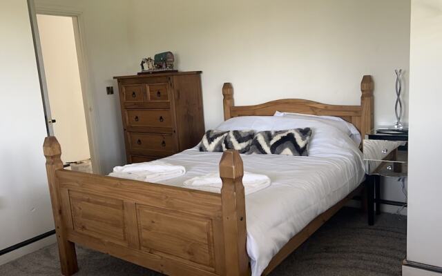 Beautiful 3-bed Barn in Uttoxeter