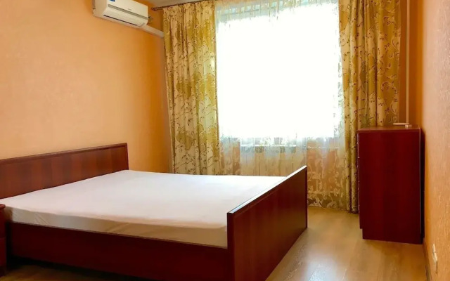 Likehome Apartments Oktyabrskaya