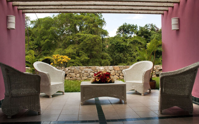Hotel Guadaira Resort