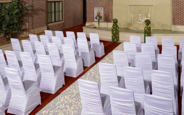 Courtyard Wichita at Old Town