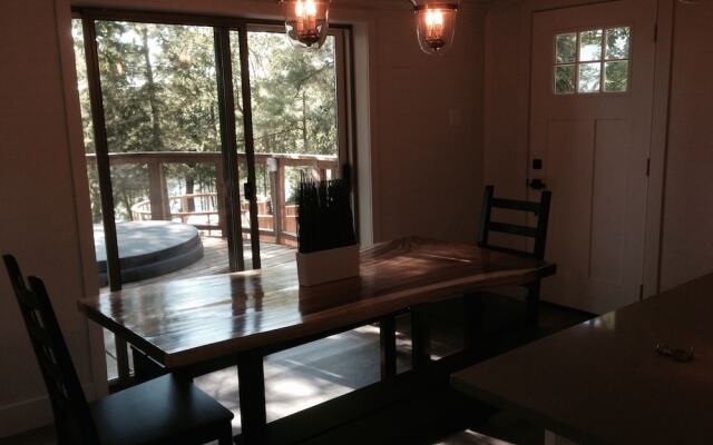 Watermark Waterfront Cottages