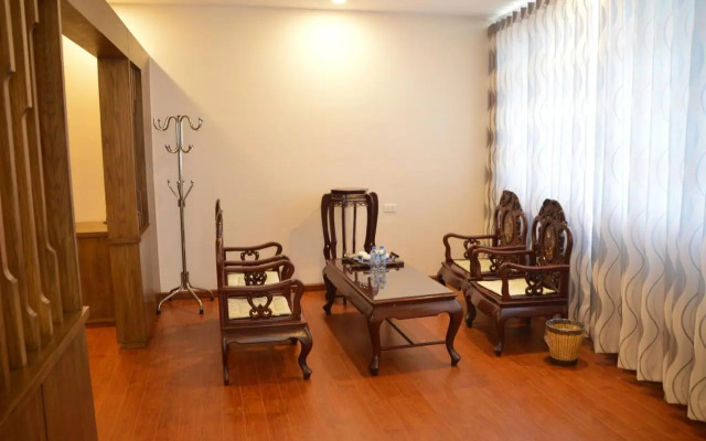 Phu Tho Hotel