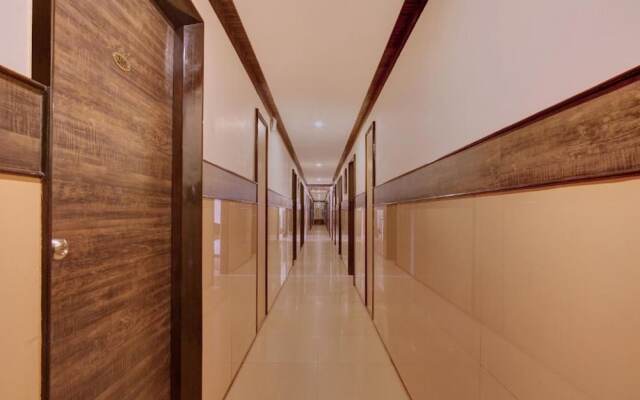 OYO 14695 Shrusti Comfort