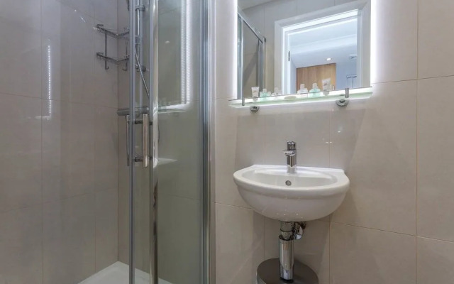 Cleveland Apartments