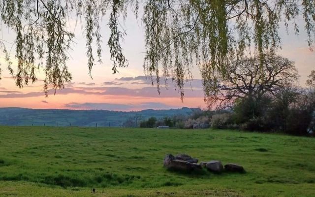 Willow Spacious Self Catering Near Hay on Wye