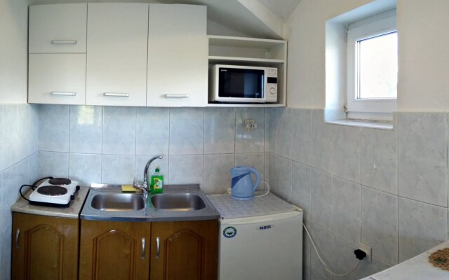 Standard Studio with terrace/balcony (2 Adults)