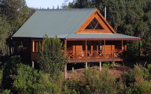 The Fernery Lodge & Chalets