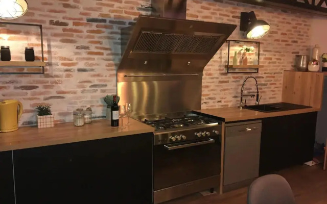 Majestic Villa in Nuaille-d'aunis With Sauna