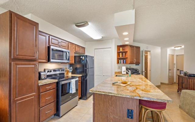 Maui Sunset B110 1 Bedroom Condo by RedAwning